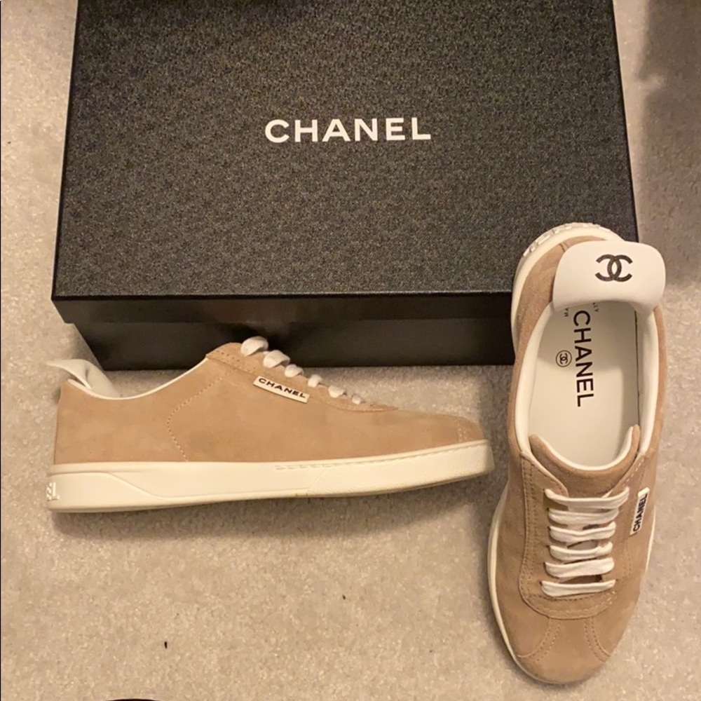 Chanel lace up sneakers nude suede size 38.5